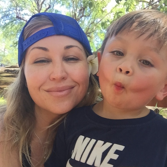 Meet your Posher, Andrea - Picture 1 of 1